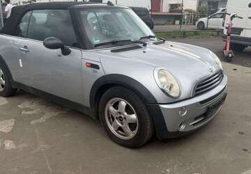 Mini One 224.900 km 1.700 &euro; Frankfurt am Main 65933