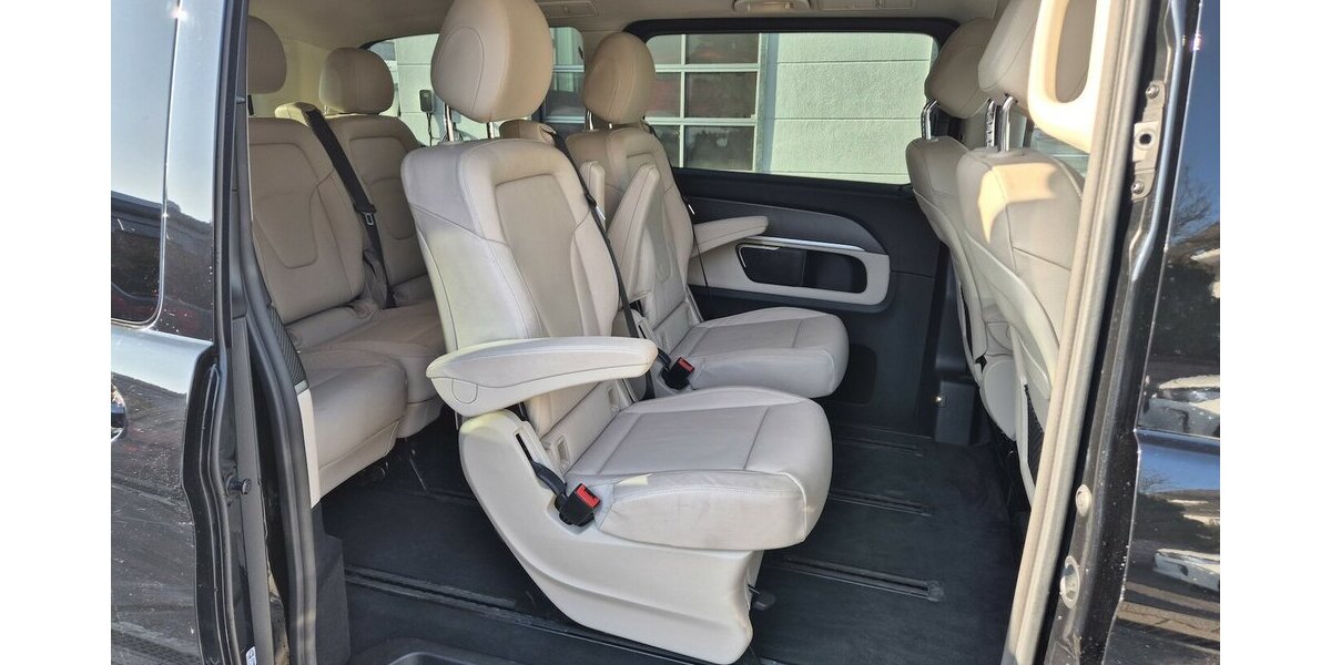 Mercedes-Benz V 300 d AVANTGARDE EDITION lang AMG Line Distronic 21.350 km 58.900 &euro; Rodgau 63110