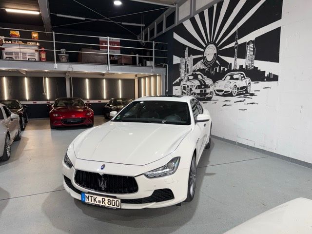 Maserati Ghibli 134.200 km 24.900 &euro; Eddersheim 65795