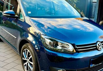 VW Touran 179.000 km 8.900 &euro; Liederbach am Taunus 65835