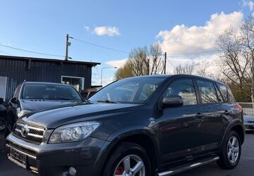 Toyota RAV 4 122.300 km 5.999 &euro; Frankfurt am Main 60486