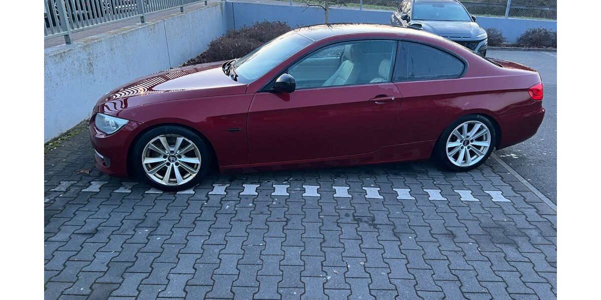 BMW 335 268.000 km 11.499 &euro; Frankfurt 60435