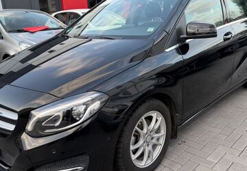 Mercedes-Benz B 180 65.963 km 14.699 &euro; FRANKFURT AM MAIN 60488