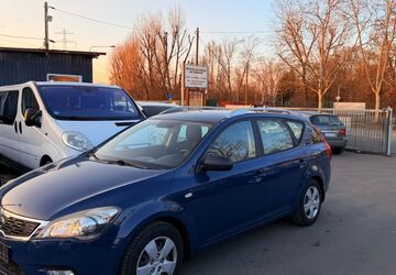 Kia ceed / Ceed 98.000 km 4.999 &euro; Frankfurt am Main 60486