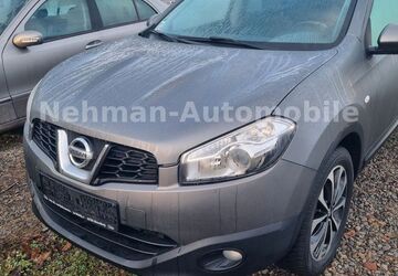 Nissan Qashqai+2 144.000 km 8.490 &euro; Karlstein 63791