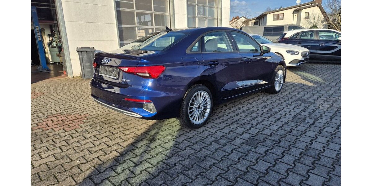 Audi A3 35 TDI advanced Rückfahrkamera, Navigation, App 109.521 km 20.990 &euro; Rodgau 63110