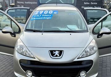 Peugeot 207 174.000 km 2.900 &euro; Offenbach am Main 63075