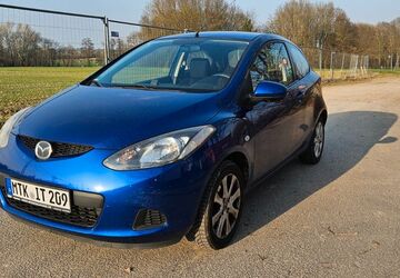 Mazda 2 124.000 km 3.350 &euro; Bad Soden 65812