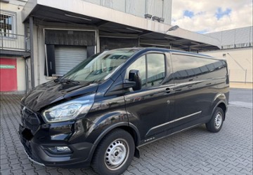 Ford Transit Custom 215.000 km 8.990 &euro; Frankfurt am Main 65933