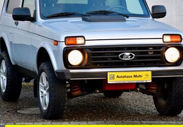 Lada Niva 9.200 km 16.900 &euro; Limeshain 63694