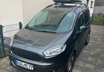 Ford Tourneo Courier 204.500 km 6.300 &euro; Hanau 63456