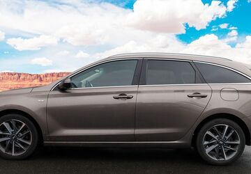 Hyundai i30 68.000 km 17.777 &euro; Darmstadt 64291