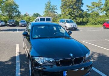 BMW 116 204.000 km 2.550 &euro; Frankfurt 60528