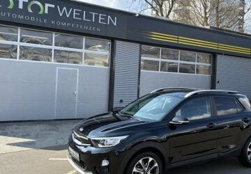 Kia Stonic 72.000 km 12.200 &euro; Friedrichsdorf 61381