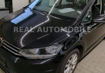 VW Touran 196.000 km 14.500 &euro; Frankfurt am Main 65933