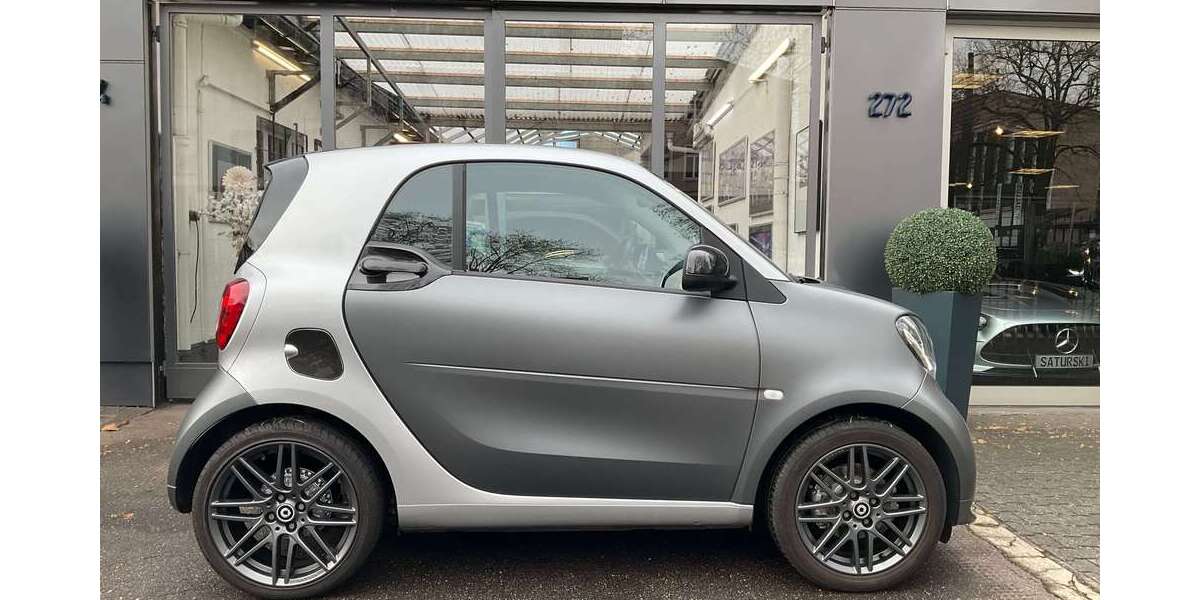 Smart forTwo 25.000 km 17.950 &euro; Frankfurt 60326