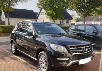 Mercedes-Benz ML 350 265.000 km 16.499 &euro; dieburg 64807