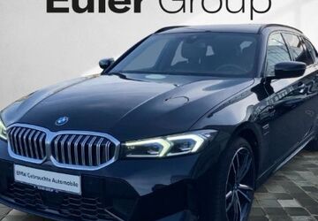 BMW 330 70.383 km 32.388 &euro; Frankfurt 60314