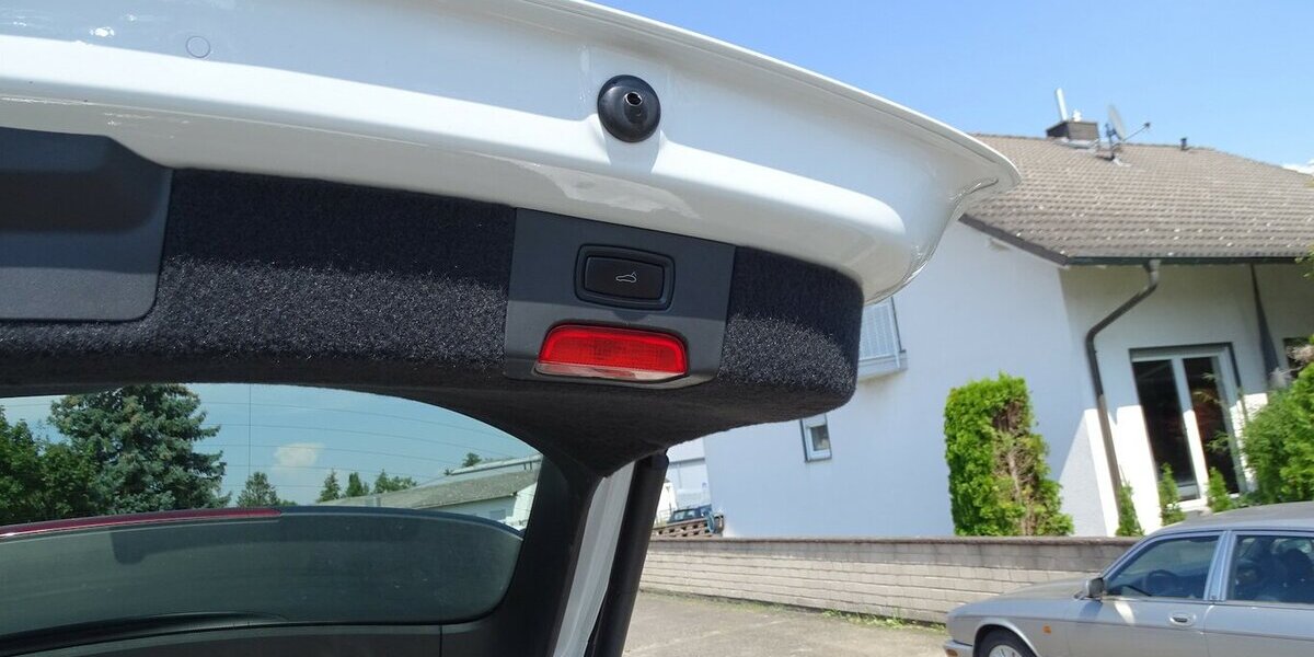 Porsche Cayenne S 4,2l Diesel Pano, Navi, 21 Zoll, Standhe 225.443 km 26.990 &euro; Rodgau 63110