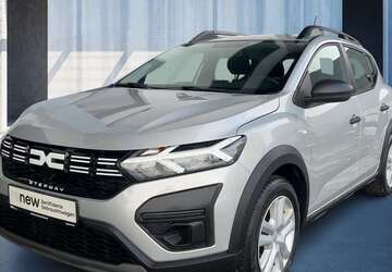 Dacia Sandero 28.887 km 13.590 &euro; Frankfurt / Main 60314