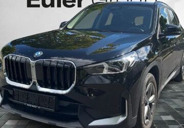 BMW X1 33.828 km 38.999 &euro; Frankfurt 60314