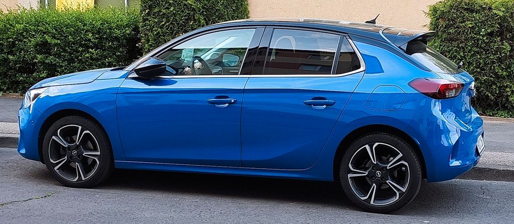 Opel Corsa 49.999 km 15.900 &euro; Kriftel 65830