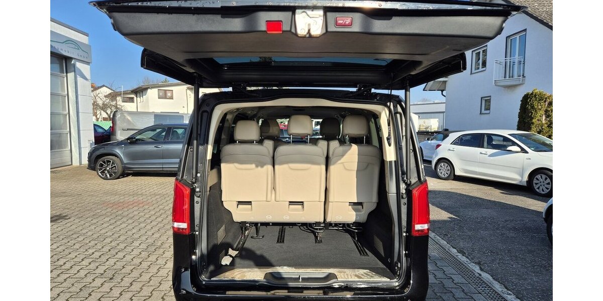 Mercedes-Benz V 300 d AVANTGARDE EDITION lang AMG Line Distronic 21.350 km 58.900 &euro; Rodgau 63110