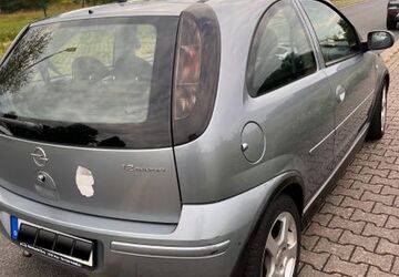 Opel Corsa 155.000 km 2.100 &euro; Dietzenbach 63128