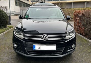 VW Tiguan 85.000 km 14.999 &euro; Frankfurt am Main 60314