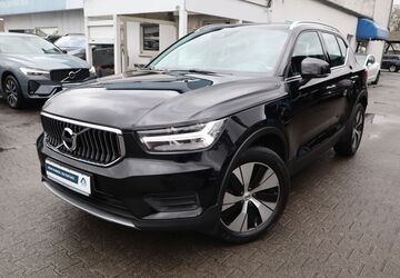 Volvo XC40 28.403 km 27.980 &euro; Darmstadt 64291