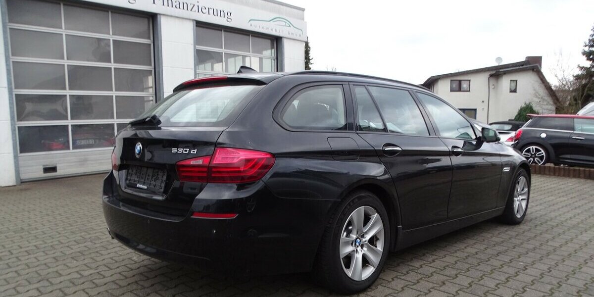 BMW 530d xDrive Leder, Panorama, Navigation, Bi-Xenon 305.861 km 8.990 &euro; Rodgau 63110