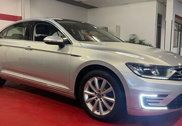 VW Passat 97.350 km 16.890 &euro; Friedberg (Hessen) 61169