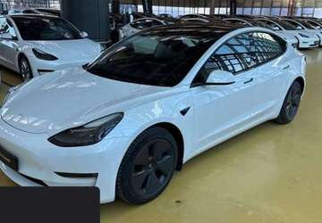 Tesla Model 3 55.264 km 29.600 &euro; Hanau 63457