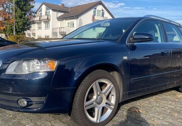 Audi A4 177.000 km 3.990 &euro; Rüsselsheim am Main 65428