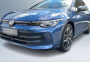 VW Golf 4.093 km 32.989 &euro; Gross-Gerau 64521