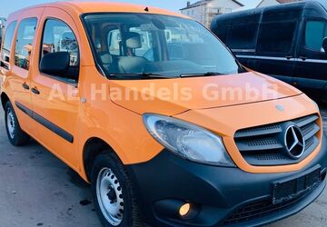 Mercedes-Benz Citan 338.000 km 3.490 &euro; Mühlheim am Main 63165