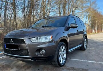 Mitsubishi Outlander 184.000 km 6.490 &euro; Groß-zimmern 64846