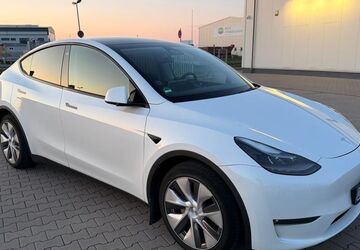 Tesla Model Y 136.000 km 28.990 &euro; Dieburg 64807