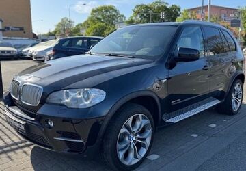 BMW X5 240.000 km 16.900 &euro; Frankfurt am Main 65933