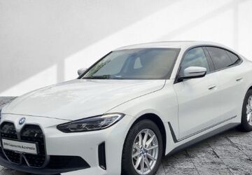 BMW i4 22.050 km 34.988 &euro; Frankfurt 60314