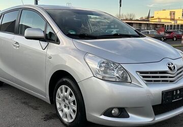 Toyota Verso 308.498 km 2.590 &euro; Maintal 63477