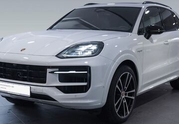 Porsche Cayenne 9.900 km 122.970 &euro; Frankfurt 60314