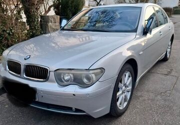 BMW 745 220.097 km 3.990 &euro; Frankfurt am Main 60489