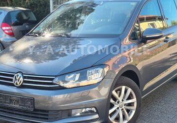 VW Touran 193.752 km 9.999 &euro; Frankfurt am Main 65931