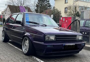VW Golf 19.600 km 14.000 &euro; Frankfurt 65929