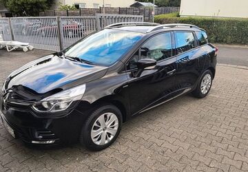 Renault Clio 88.500 km 7.999 &euro; Rodenbach 63517