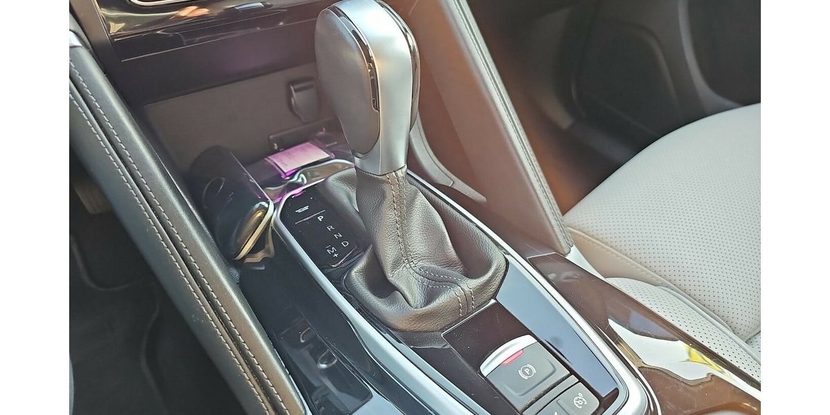 Renault Koleos Initiale Paris Schiebedach, 47.491 km 25.690 &euro; Schwalbach/Taunus 65824