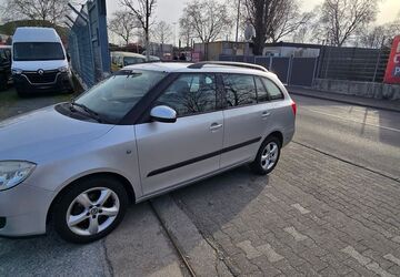 Skoda Fabia 350.000 km 1.950 &euro; Frankfurt/Main 65933