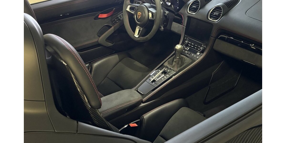 Porsche 718 Boxster Spyder APPROVED/Schalensitze/Chrono 6.800 km 108.000 &euro; Dreieich 63303