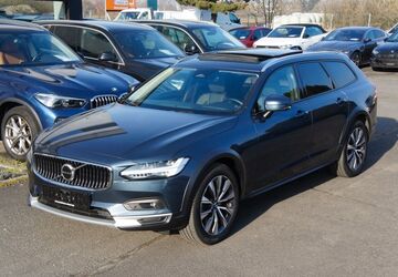 Volvo V90 Cross Country 129.000 km 32.501 &euro; Großkrotzenburg 63538